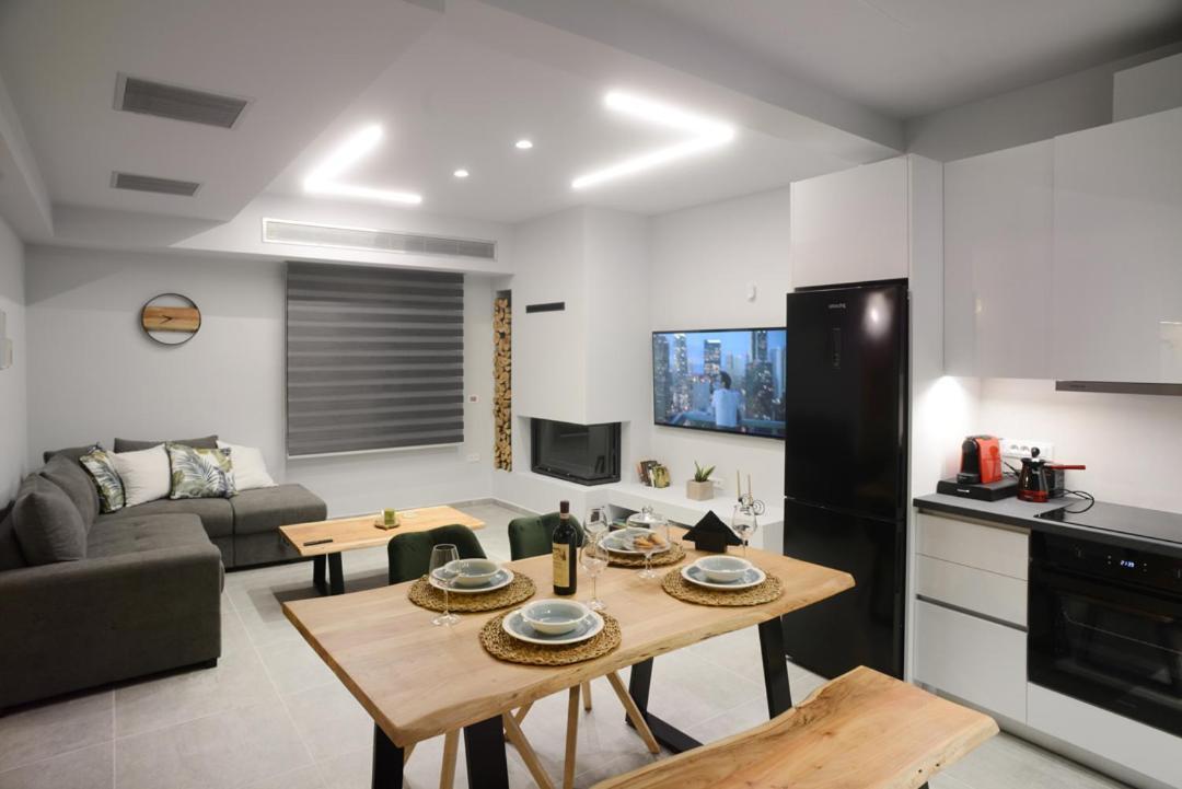 Damona 2Br Luxury Home With Garden - Κοντά Στο Κέντρο イラクリオン エクステリア 写真