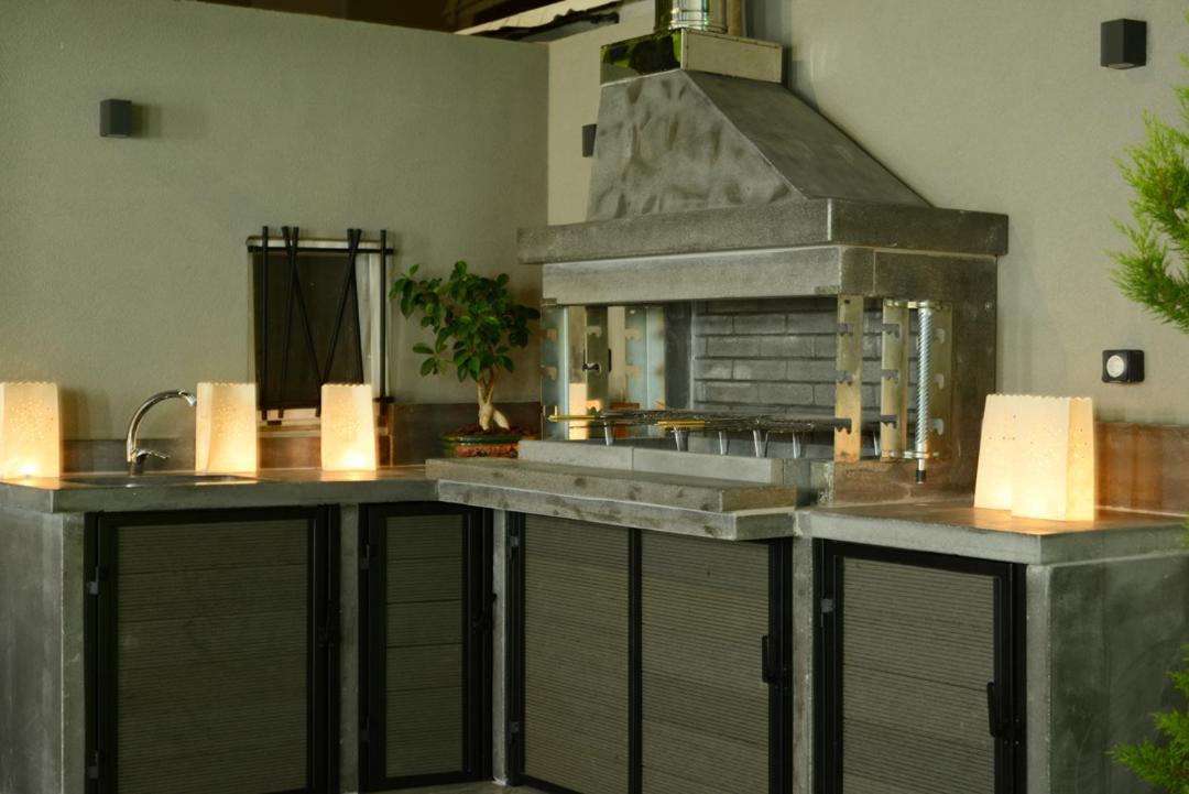 Damona 2Br Luxury Home With Garden - Κοντά Στο Κέντρο イラクリオン エクステリア 写真