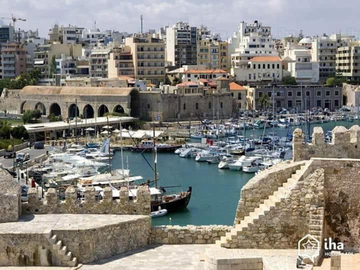 Damona 2Br Luxury Home With Garden - Κοντά Στο Κέντρο イラクリオン エクステリア 写真