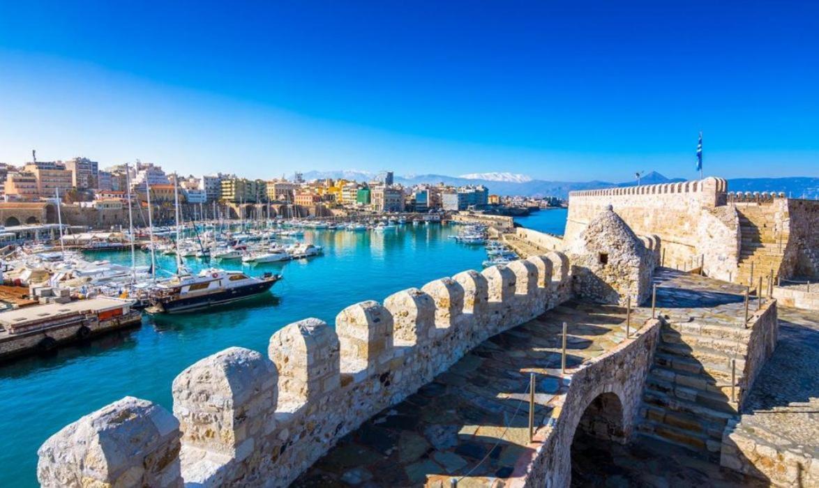Damona 2Br Luxury Home With Garden - Κοντά Στο Κέντρο イラクリオン エクステリア 写真