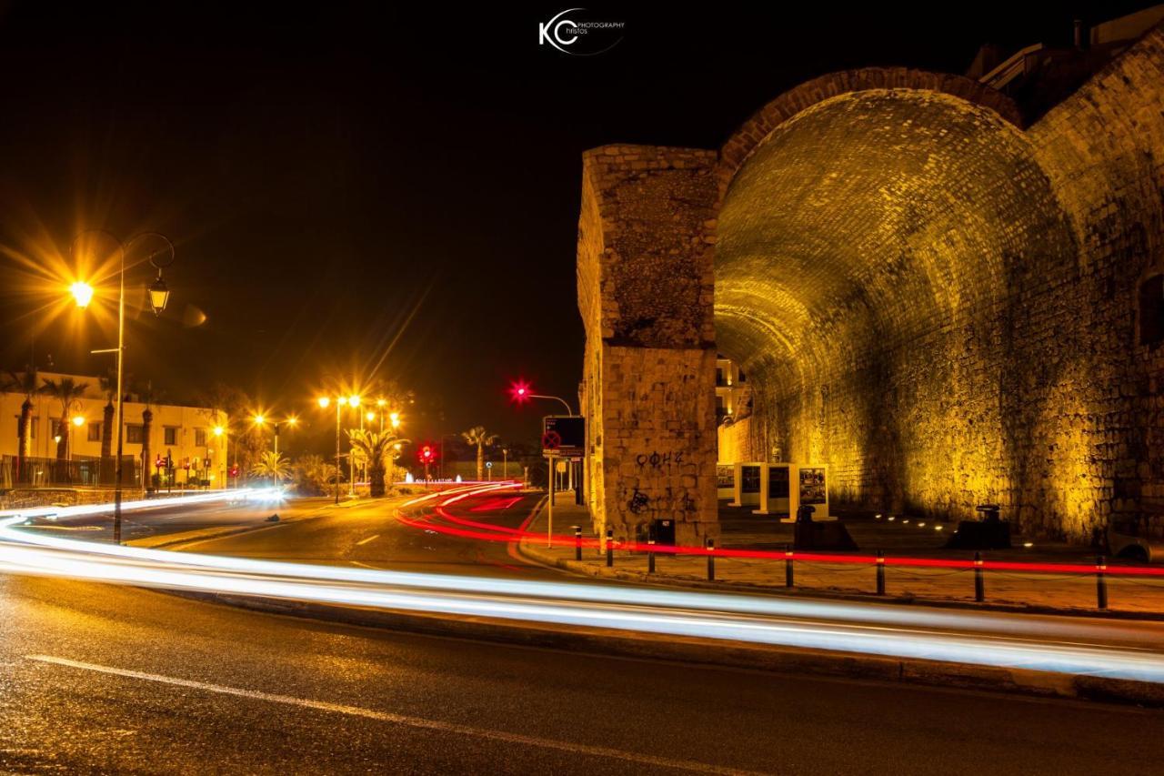 Damona 2Br Luxury Home With Garden - Κοντά Στο Κέντρο イラクリオン エクステリア 写真
